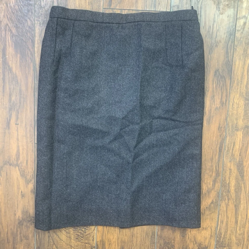 Falda de lana gris Valentino para mujer talla 8 - forrada de seda hecha en Italia ajuste clásico Foto 2 de 4