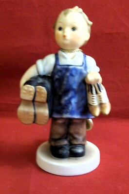 Hummel Figurine ''Boots'' #143 /0   W. Germany 1998 Final Issue Letzte Ausgabe