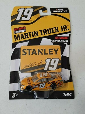 限定品 未開封 京商 ピットボックス OEM JR RACING 日本遠隔制御 RCやミニチュアカーの京商60周年を記念したピットボックスとツール