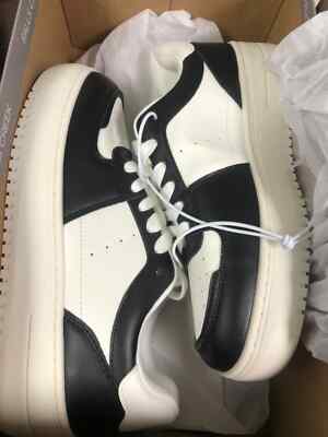 Falls Creek Women's Jana White/Black Casual Shoe size 7