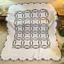Queen Size Double Wedding Ring Pattern Quilt In Style Of Amish Quilt 84  X 100  