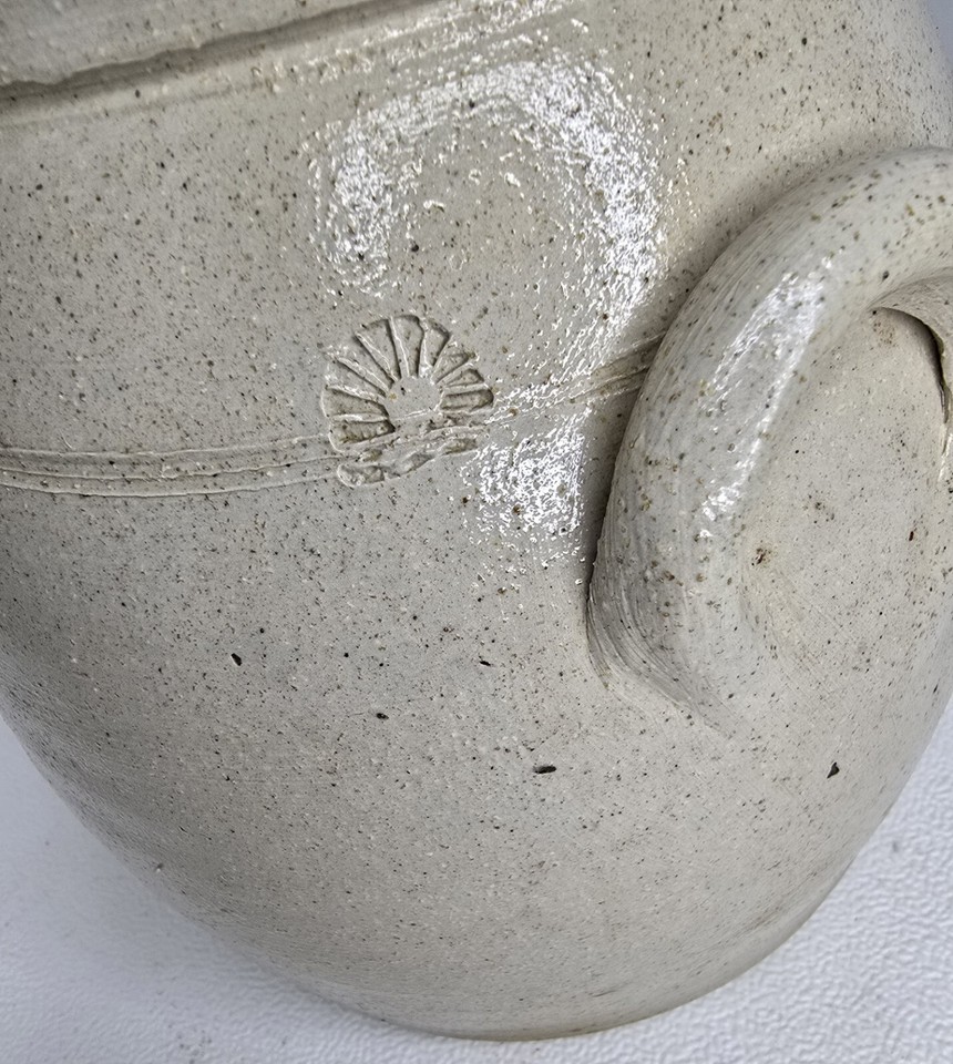 Vintage Salmon Falls Stoneware 1994 Cookie Jar/Bean Pot Rocking Horse