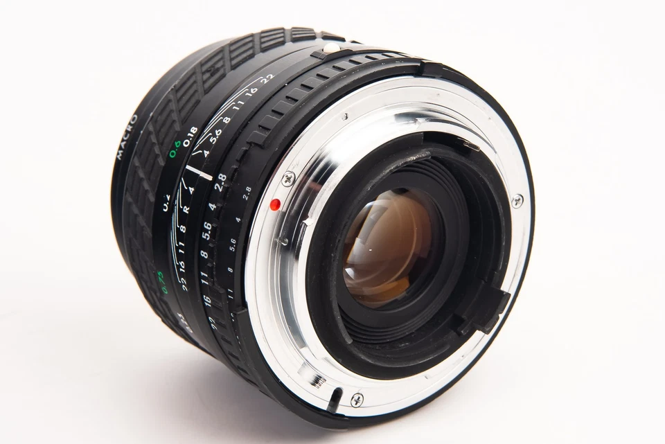 Nikon F AiS Mount Sigma 24mm f/2.8 Super Wide II Multi Coated MF Lens V29 - Image 4 of 4