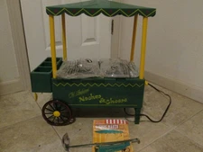 New Nostalgia Nachos and cheese maker old fashion cart