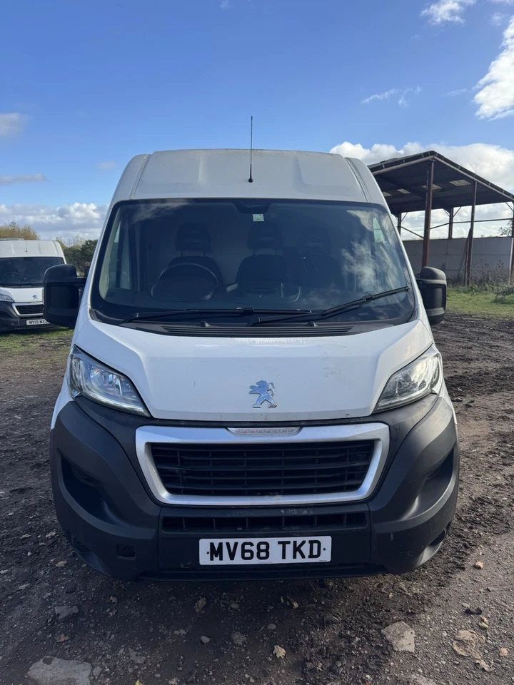 Peougeot Boxer - Image 2 of 4