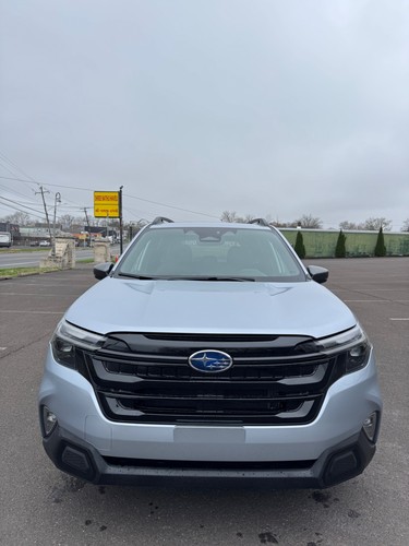 2025 Subaru Forester LIMITED