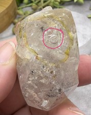 Crystal 57g Enhydro Moving Water Bubble Quartz + UV Petroleum Inclusions