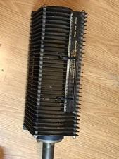 50 OHM DUMMY LOAD/LOAD RESISTOR   MC JONES 636.6  SC666066-811 USA . 0-3000MCS