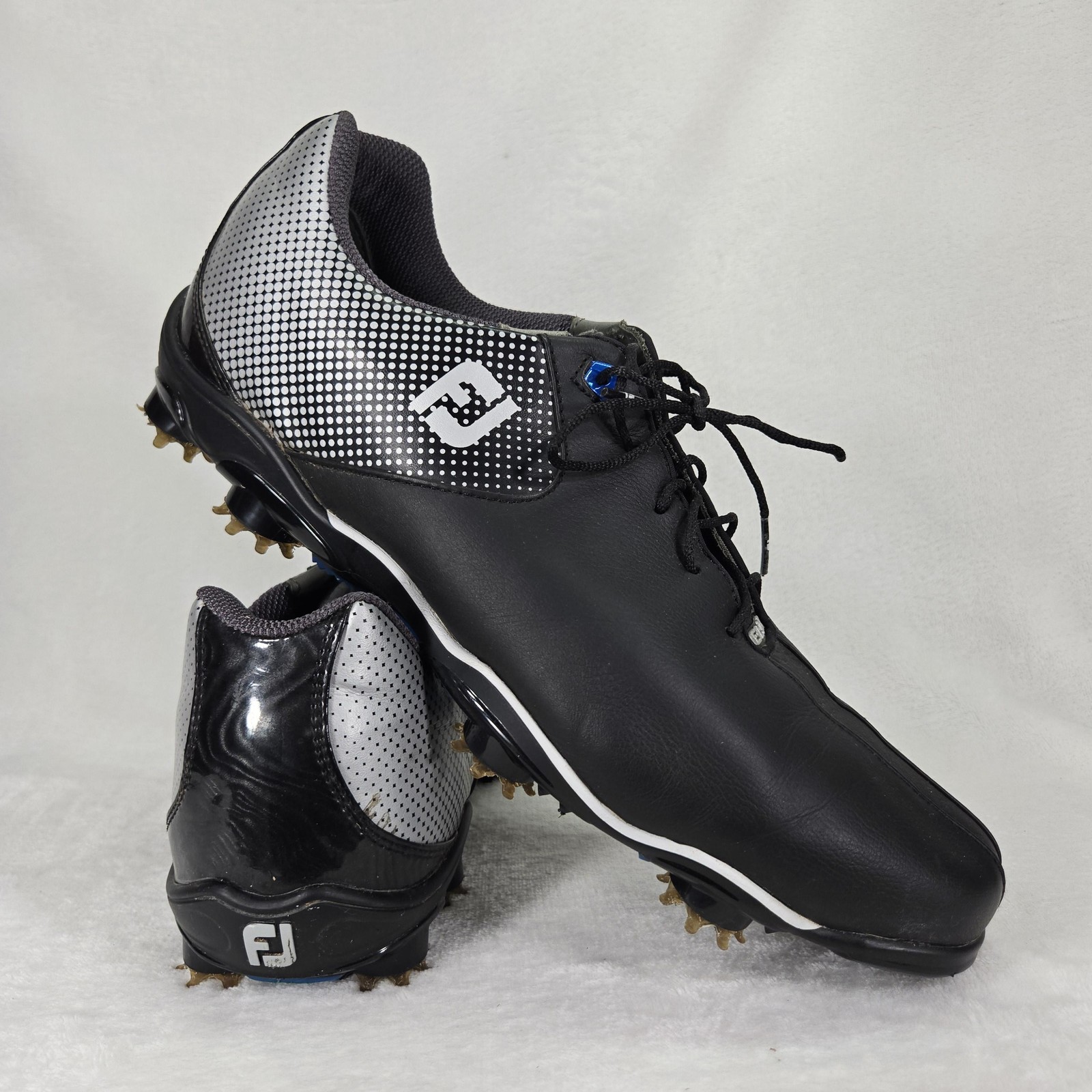 Leather Cleats 53318