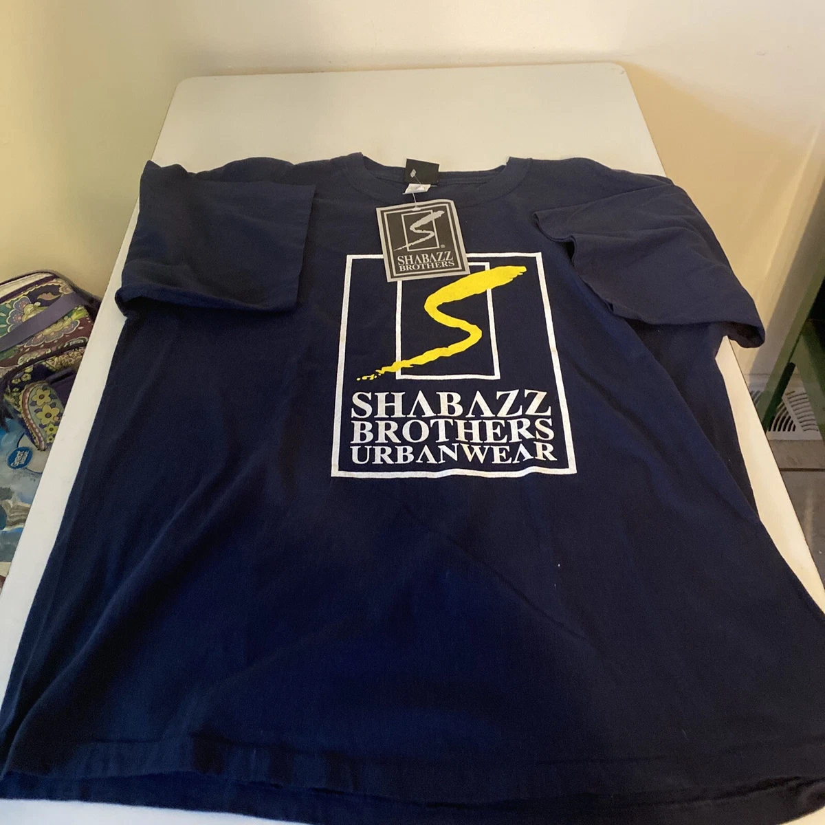 Vintage 90s Shabazz Brothers Urbanwear Hip Hop Single Stitch Shirt