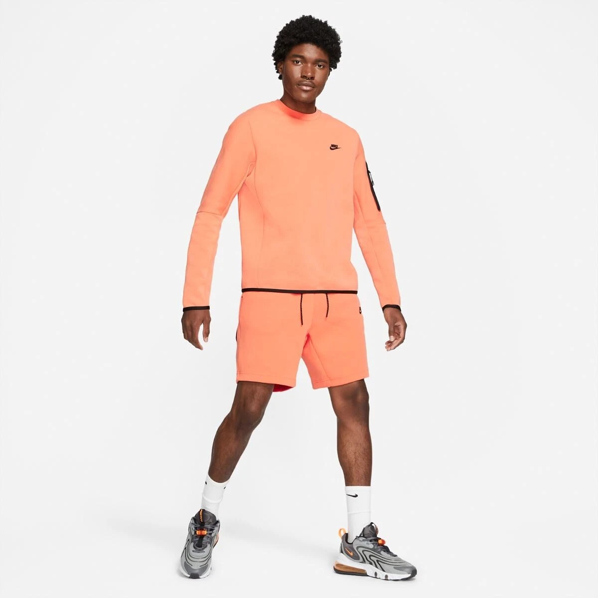 Nike SPORTSWEAR TECH FLEECE SHORTS ORANGE Size L CZ9912-835 | eBay