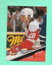 (1) DALLAS DRAKE 1993-94 LEAF # 148 WINGS ROOKIE NM+  CARD (I1712)