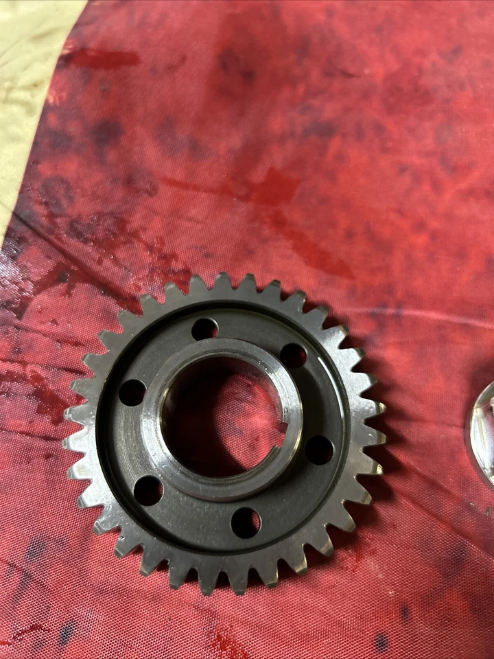 KTM 400 EXC 2001 cigüeñal primario engranaje. Foto 4 de 4