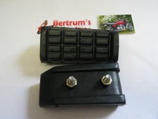 YAMAHA  RZ250 RZ 250 FOOTREST RUBBERS FOOT REST PEGS