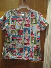 WOMAN'S WINTER THEMED SCRUB TOP SHIRT MEDIUM SB SCRUBS