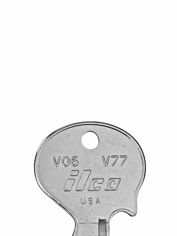 1 Volvo 142 142S 1967 automotriz VO6 V77 V80P NE6 VL1 NE56 llave en blanco Foto 2 de 4