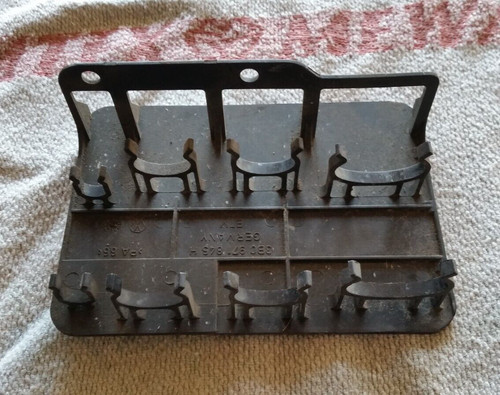 VW Passat 3BG Halter für Leitungssatz/Motorkabelbaum 3B0971845H