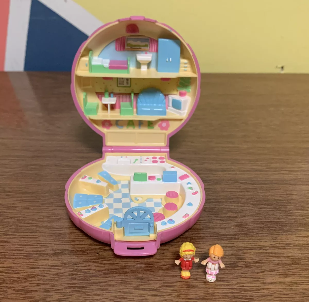 Polly Pocket Polly's Cafe COMPLETE dolls diner restaurant 1989 Bluebird  vintage