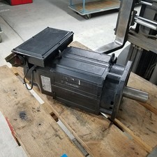 YASKAWA UAASKA-11CMUA1 AC Spindle Motor 800/6000 r/min 11Kw 3 Phase 4 Poles 200V