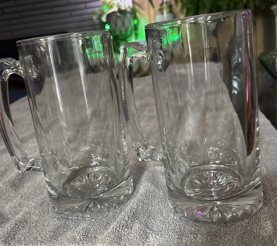 Juego de dos tazas pesadas de 24 oz para bar de cerveza de vidrio Libbey Tavern de 7" de alto Foto 2 de 4