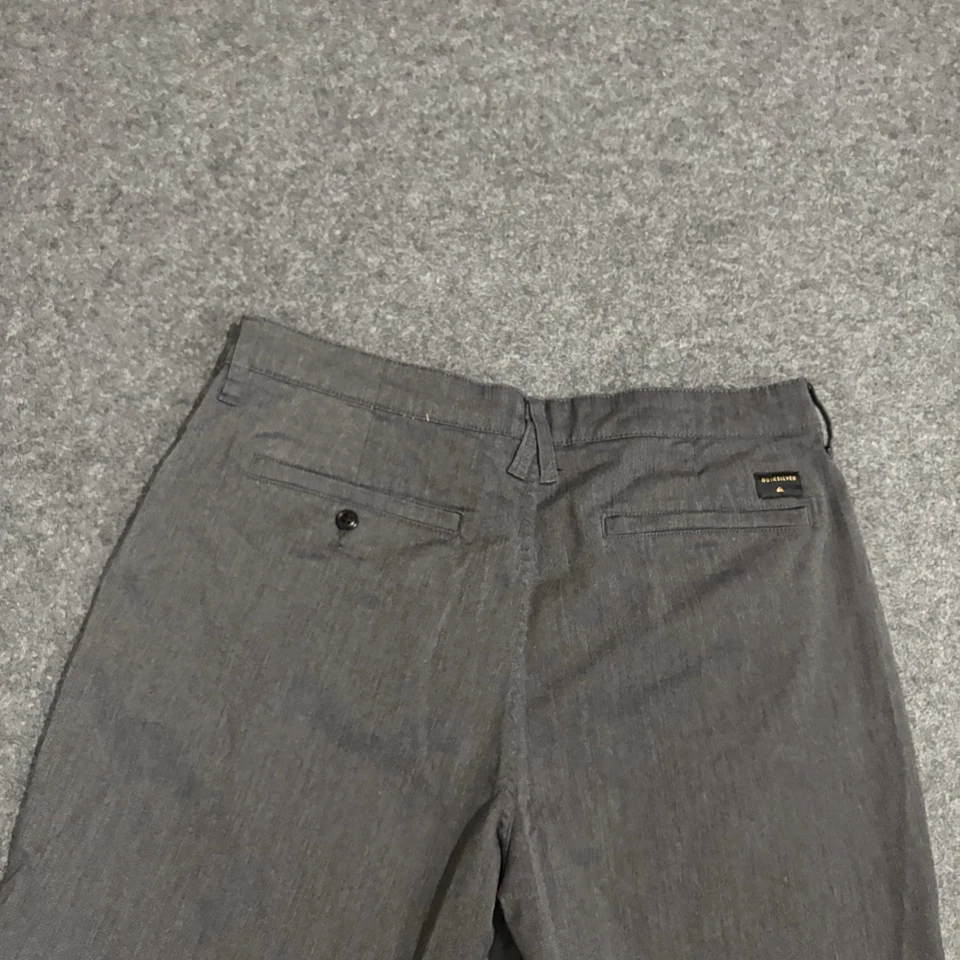 Quicksilver Chino Shorts Mens Sz 34 Gray Regular Fit - Image 4 of 4