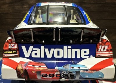 2006 Scott Riggs #10 Valvoline Autographed Pixar Cars Dodge 1/24
