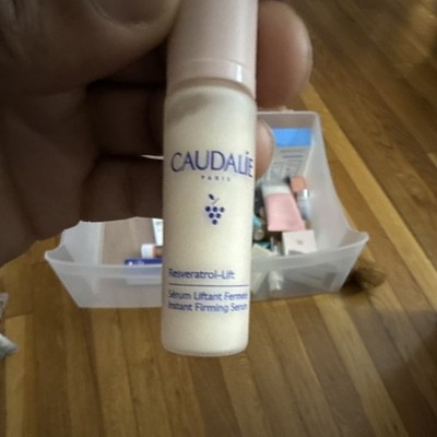 Caudalie Resveratrol-Lift Instant Firming Face Serum with Resveratrol