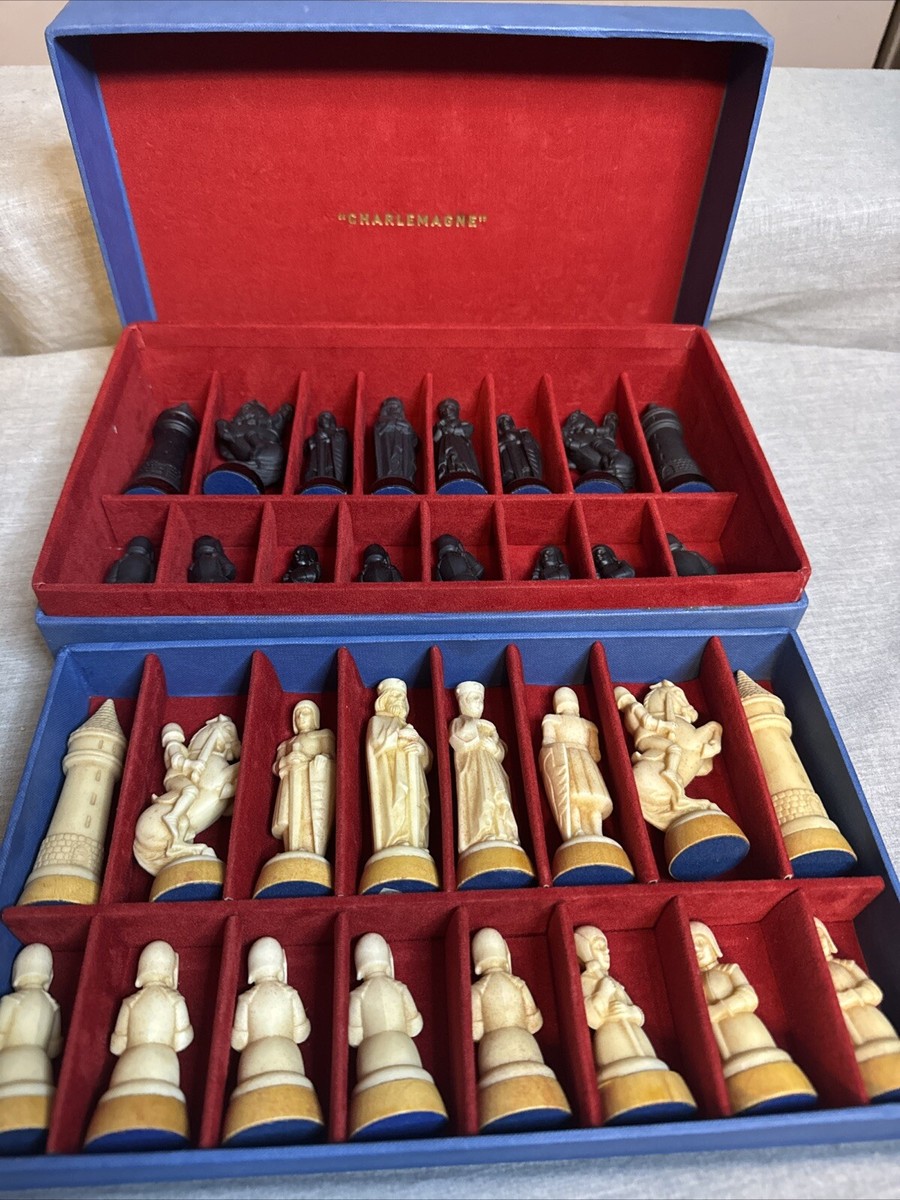 1958 ANRI Toriart “Charlemagne” Chess Set – 32 Hand-Painted Pieces