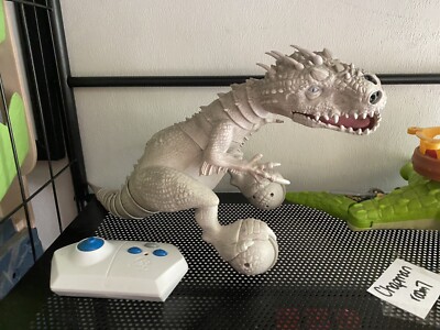jurassic world toys indominus rex