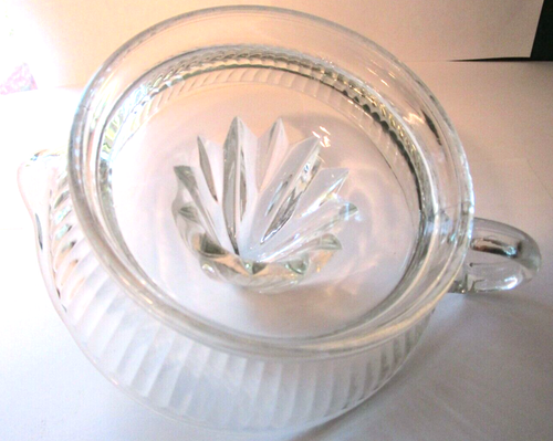 Vintage Heavy Clear Glass Hand Juicer with Handle 1950's Large - Picture 9 of 14