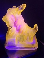 VTG Boyd Art Glass-Duke the Scottie Dog Satin Coral swirl Black light reactive