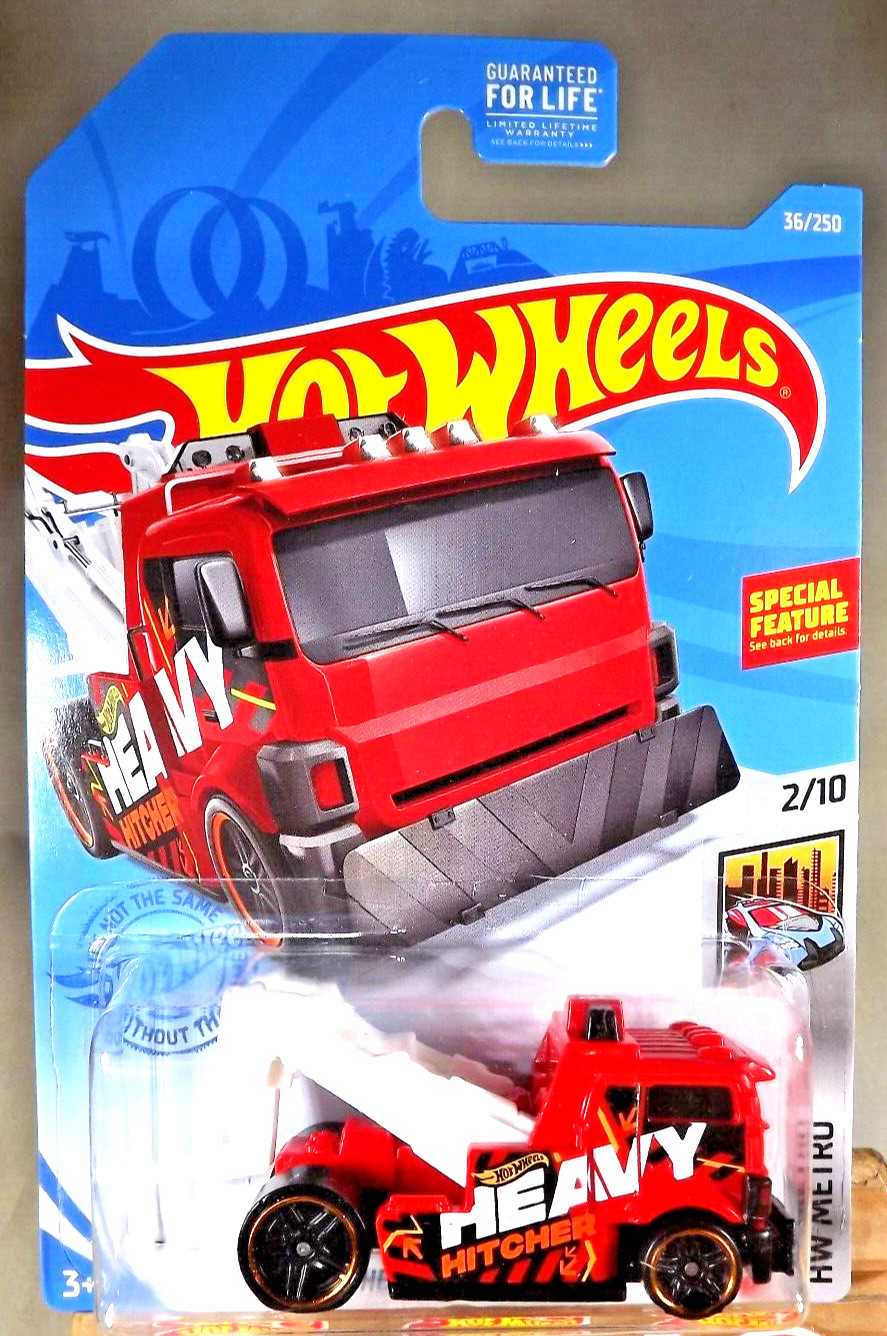 2021 Hot Wheels #36 HW Metro 2/10 HEAVY HITCHER Red w/Black Pr5 Sp Gold Rim Whls
