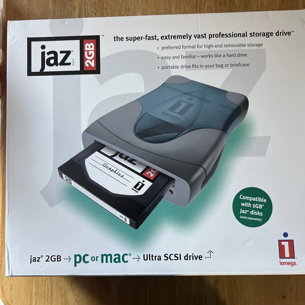 Iomega Jaz 2GB Ultra SCSI Drive- Vintage Collectible READ