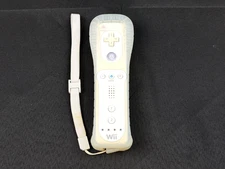 Nintendo Wii & Wii U OEM Motion Remote Controller Japan Import -  Grade B
