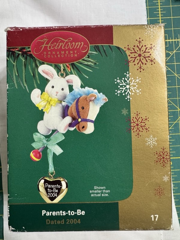 Parents To Be Ornament, 2004, NEW Carlton Cards Heirloom, Never Displayed