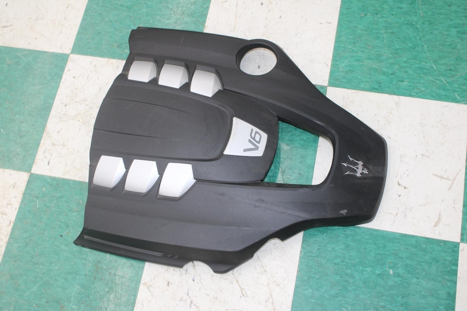 14-21 Ghibli 3.0L Motor Engine Bay Appearance Plastic Cover Panel OEM OE Factory