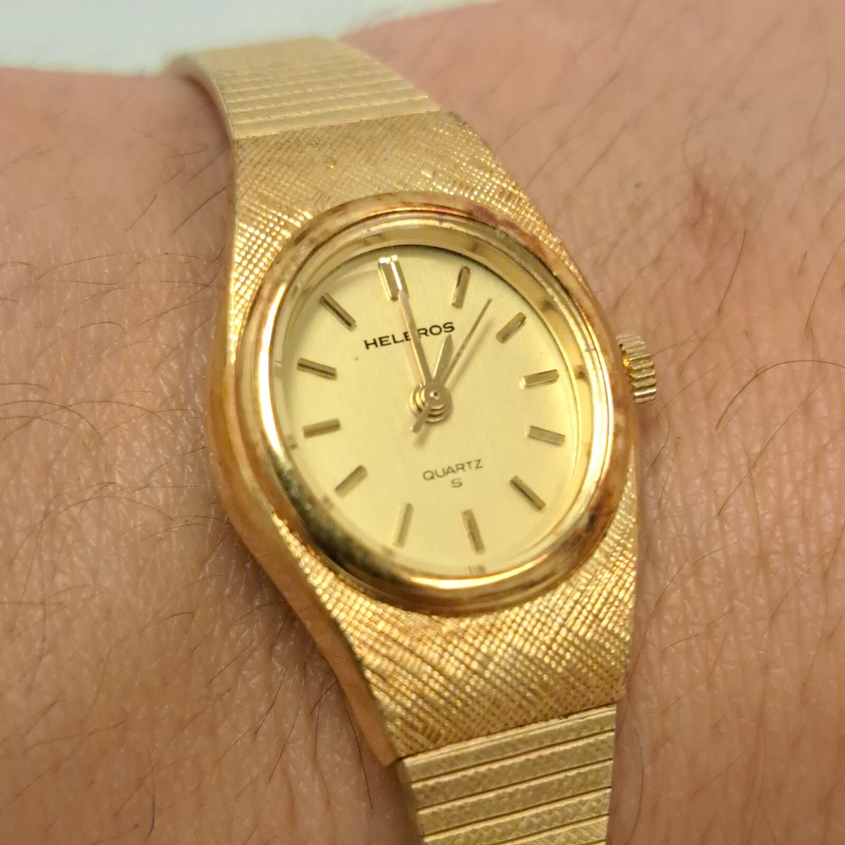 Helbros quartz watch best sale value