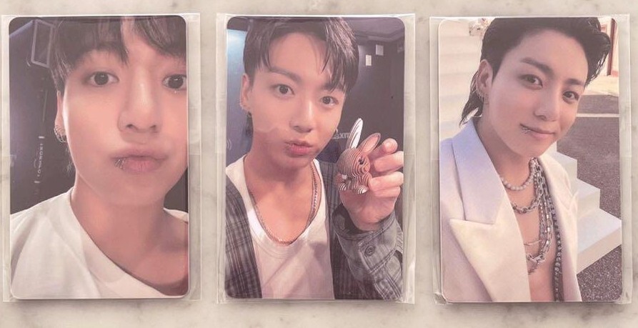 BTS JUNGKOOK GOLDEN weverse SHOP SPECIAL POB PVC OFFICIAL PHOTO