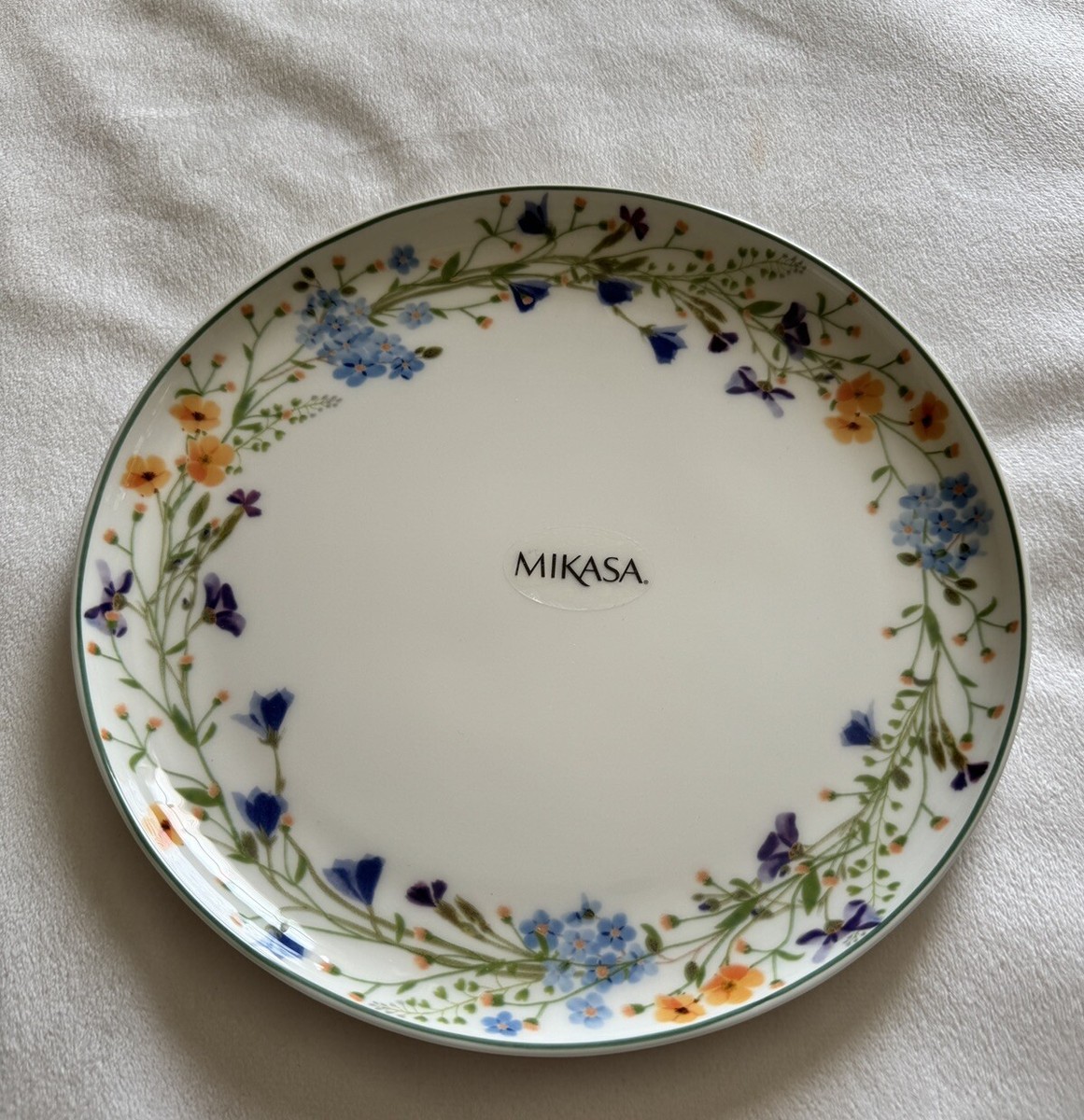  BONE CHINA　食器 Mikasa Quinn Bone China Multi Color 4 Dinner Plates Brand New | eBay