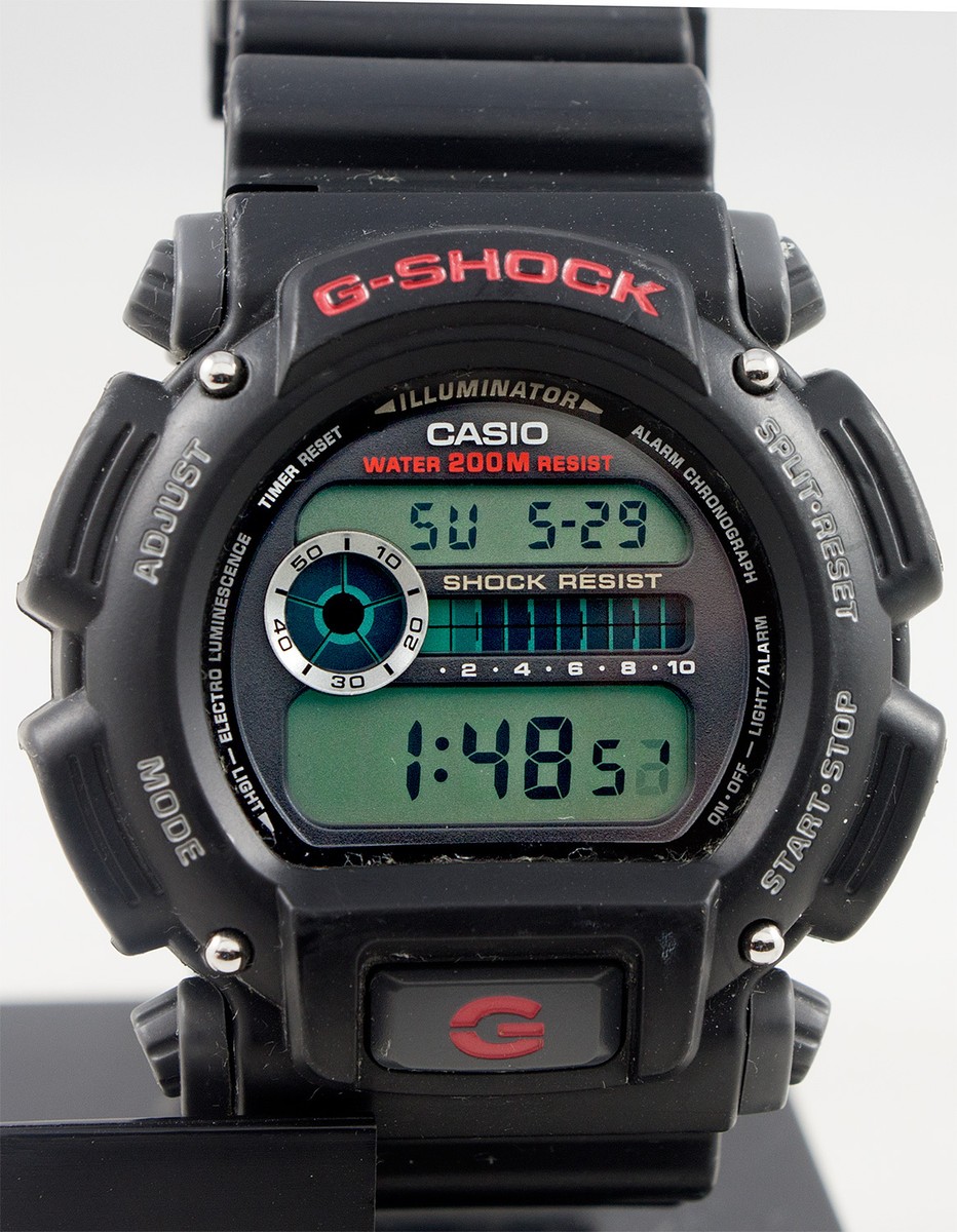 Casio DW-9052-1V Mens G-Shock Chronograph Watch 200M WR