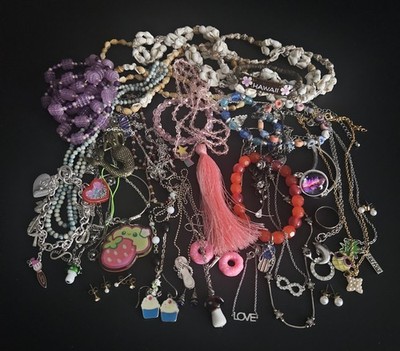 Kids Pre Teen Mixed Fashion Jewelry Lot 37 Items Total