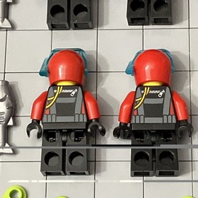 LEGO Minifigure City Deep Sea Diving Exploration Sharks Boat 60095 Lot E10 45