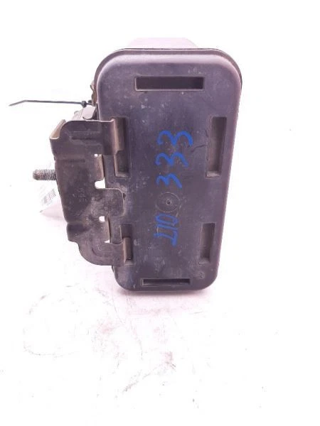 04-20 Chevrolet Silverado 3500 Fuel Vapor Canister 15137021 - Image 3 of 4