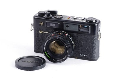Yashica Electro 35 + Yashinon DX Auto 45mm f/1.7