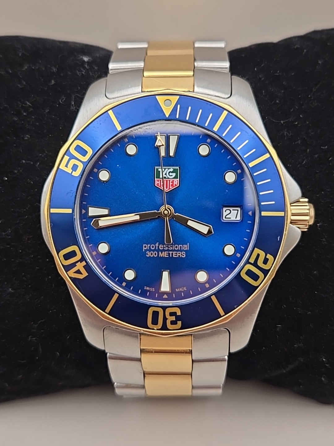 TAG Heuer Aquaracer 38mm Blue Date Dial Swiss Quartz Mens Watch WAB1120