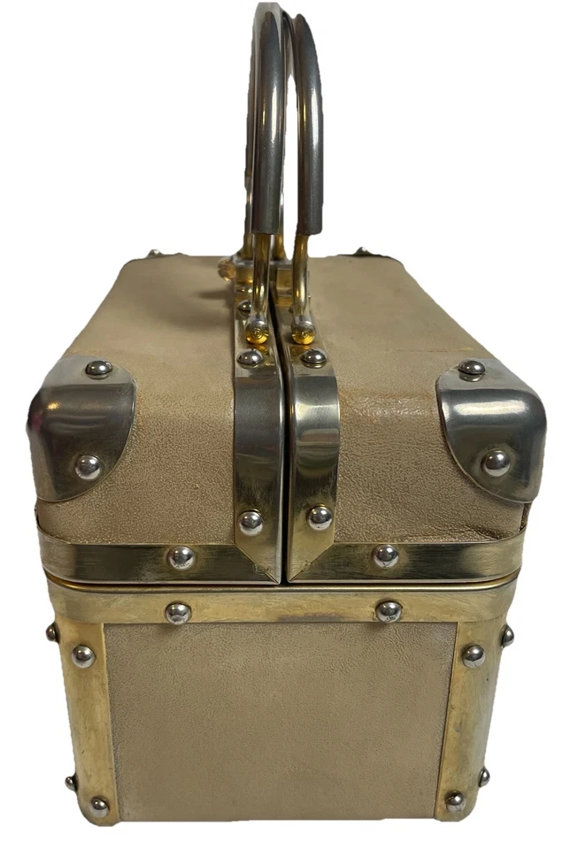 Bolso MCM Art Deco Tren Estuche Años 50 60 Beige Asa Superior Dividida Borde Tono Dorado Italia Foto 4 de 4