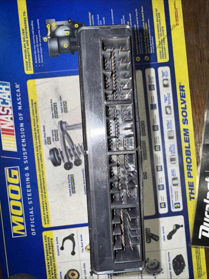 MD355245 Mitsubishi Galant 1999 ecu ecm ordenador Foto 2 de 2