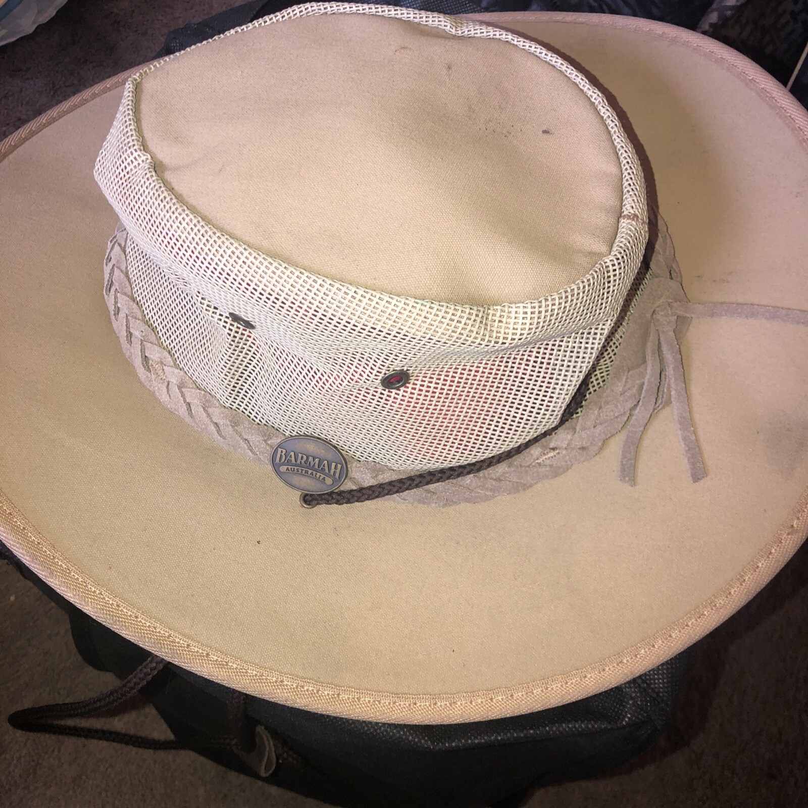 Picture 3 of 4