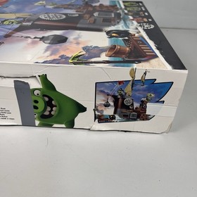 LEGO 75825 Angry Birds Piggy Pirate Ship Movie Complete Set