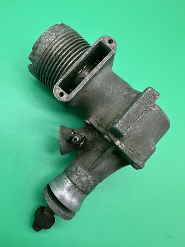 Enya 63 Typhoon 1950 Vintage 2 stroke glow engine for model airplanes used - Picture 9 of 11